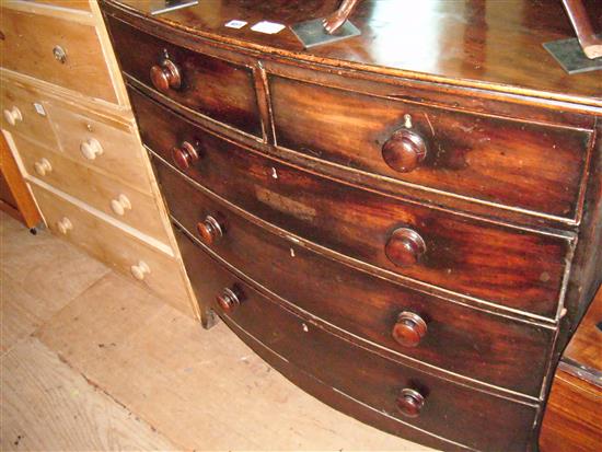 Victorian mahogany bow front chest of drawers
